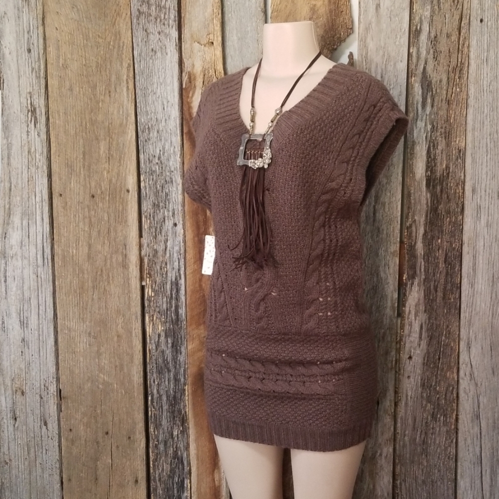 NWT! NEW! FREE PEOPLE KNIT SWEATER DRESS/TOP!